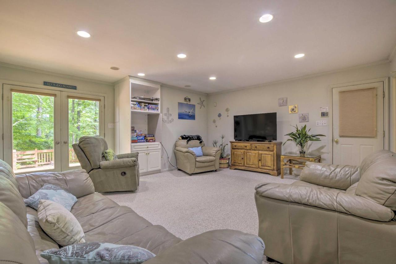 Peaceful Durham Retreat On Pond With Huge Deck! 빌라 외부 사진